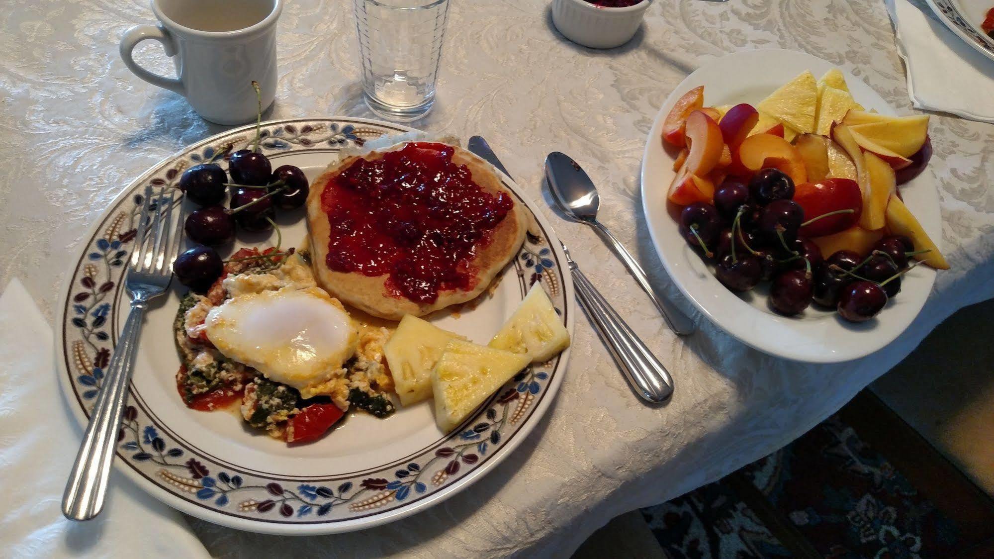 Friday Harbor Grand Bed & Breakfast ภายนอก รูปภาพ